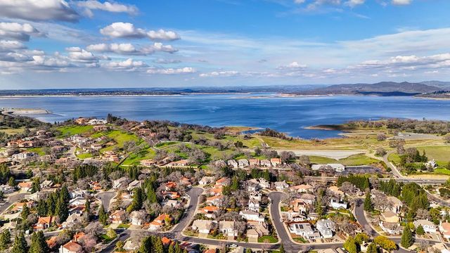 609 Willow Creek Dr, Folsom, CA 95630