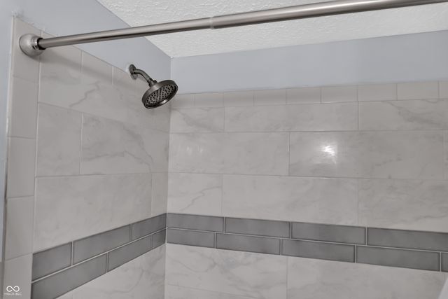 1215 Tommy Lee Court, Indianapolis, IN 46217