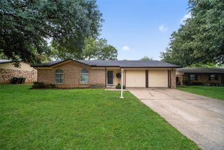 2606 Kingston Street, Arlington, TX 76015