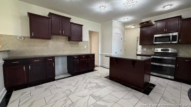 206 Yates Mill Road, Raeford, NC 28376