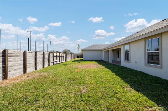 5704 N Ebony Street, Pharr, TX 78577