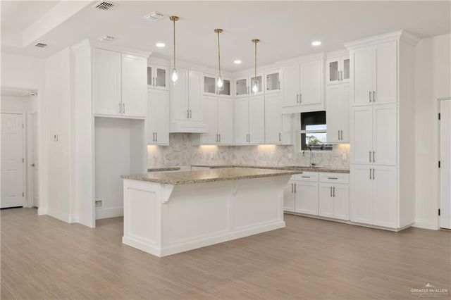 5704 N Ebony Street, Pharr, TX 78577