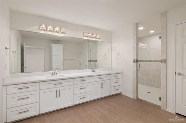 5704 N Ebony Street, Pharr, TX 78577