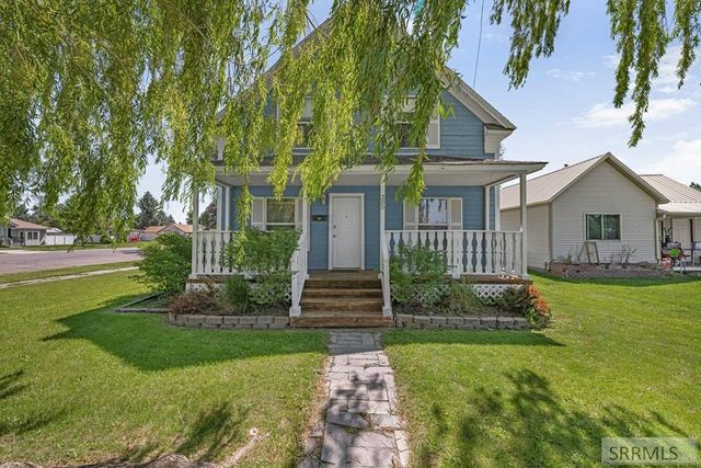 305 S Park Avenue, Shelley, ID 83274