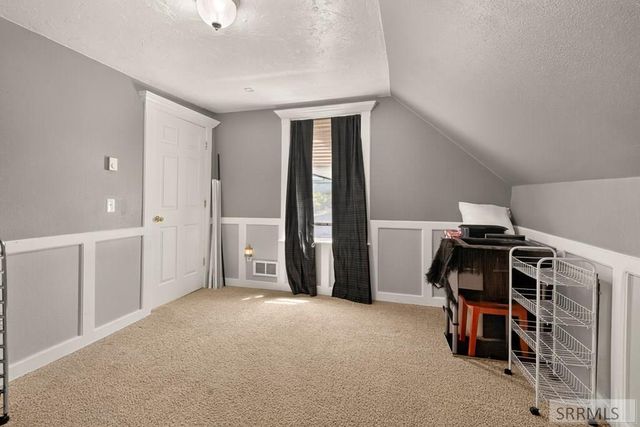 305 S Park Avenue, Shelley, ID 83274