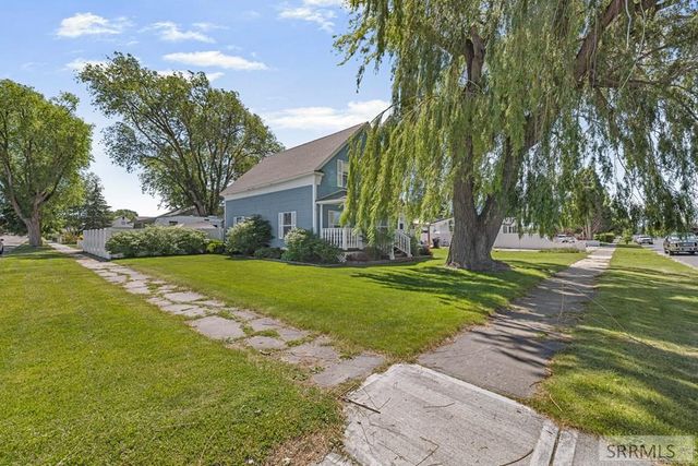 305 S Park Avenue, Shelley, ID 83274