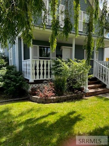 305 S Park Avenue, Shelley, ID 83274