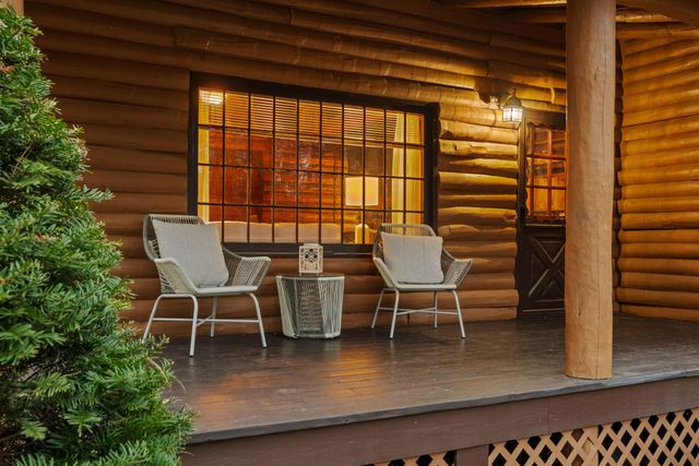 6 Londonderry Road, Windham, NH 03087