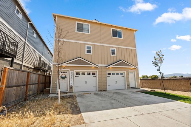 7837 Jacqueline Way, White City, OR 97503