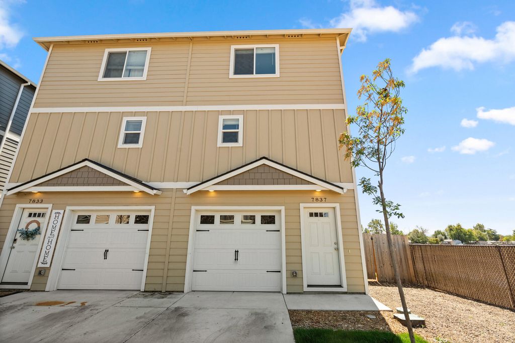 7837 Jacqueline Way, White City, OR 97503