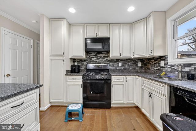 3809 WALNUT LN, Suitland, MD 20746