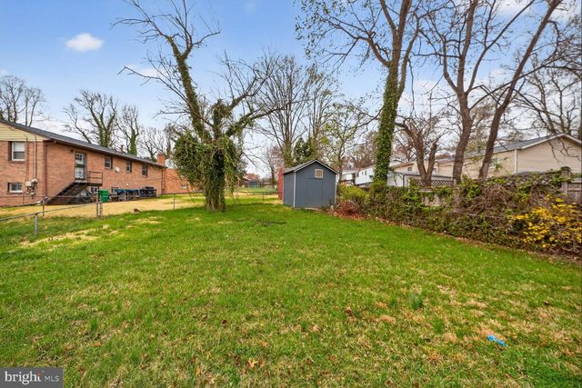3809 WALNUT LN, Suitland, MD 20746