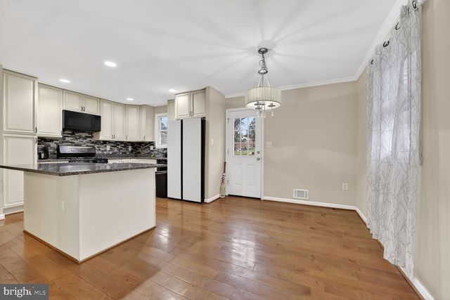 3809 WALNUT LN, Suitland, MD 20746