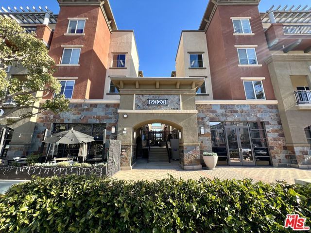 6020 Seabluff Drive 302, Los Angeles, CA 90094