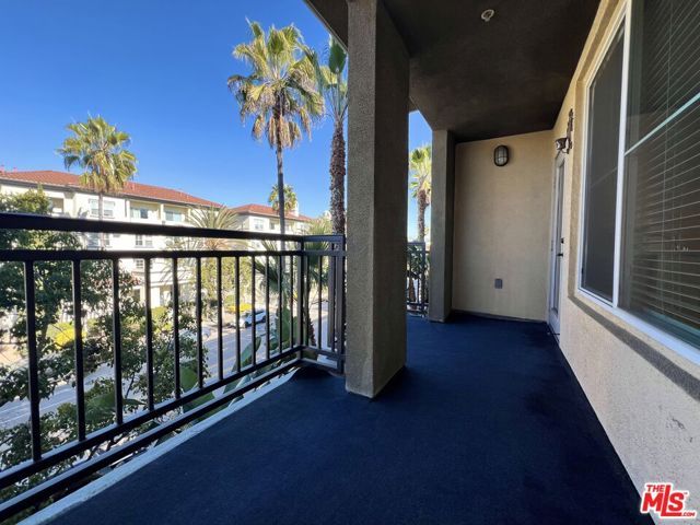 6020 Seabluff Drive 302, Los Angeles, CA 90094