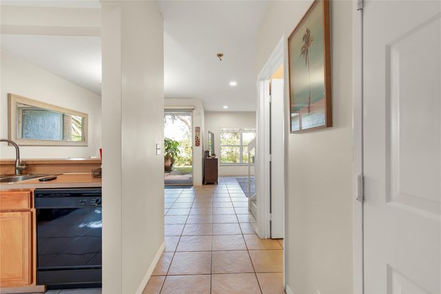 6426 Park Lake Cir 6426, Boynton Beach, FL 33437