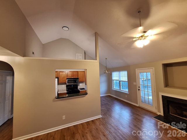 3523 Tracy Glenn Court, Charlotte, NC 28269
