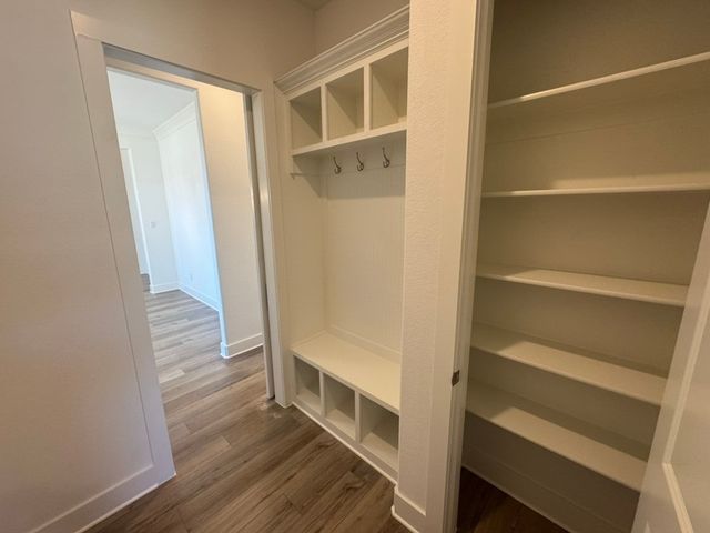 808 Valley Ridge Road, Van Alstyne, TX 75495