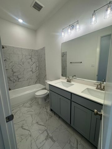 808 Valley Ridge Road, Van Alstyne, TX 75495