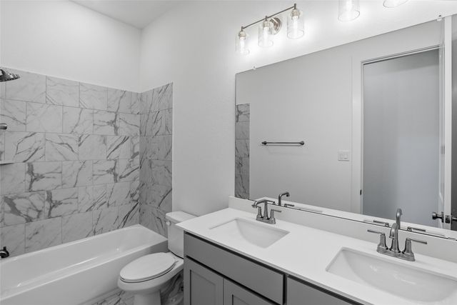 808 Valley Ridge Road, Van Alstyne, TX 75495