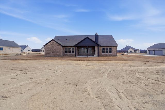 808 Valley Ridge Road, Van Alstyne, TX 75495