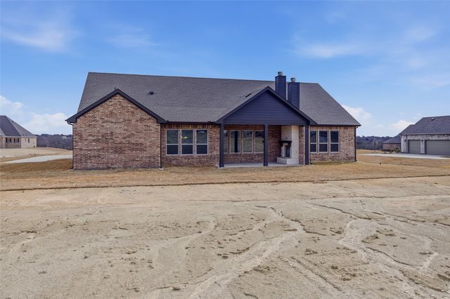 808 Valley Ridge Road, Van Alstyne, TX 75495