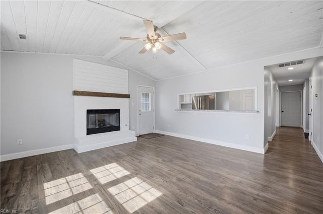 825 Levy LOOP, Virginia Beach, VA 23454