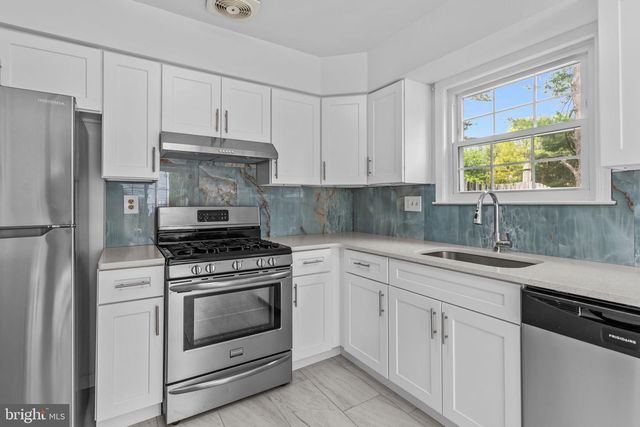 14 ASTER WAY, Newtown, PA 18940