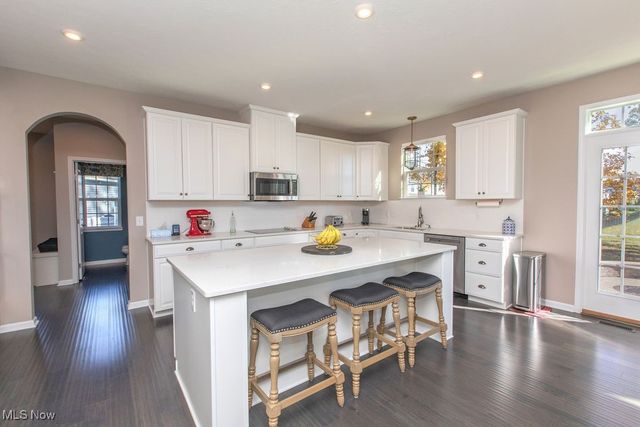 3874 Crimson Harvest Lane, Medina, OH 44256