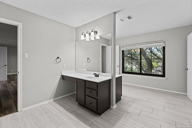 15907 Kenna Mist, San Antonio, TX 78247