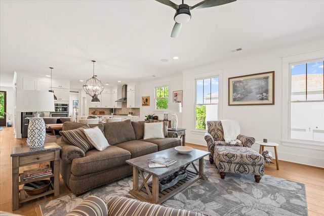 2736 Canebreak Lane, Mount Pleasant, SC 29466