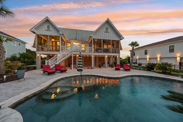 2736 Canebreak Lane, Mount Pleasant, SC 29466