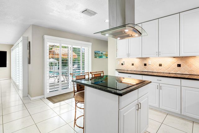 598 W Palmetto Park Road, Boca Raton, FL 33432