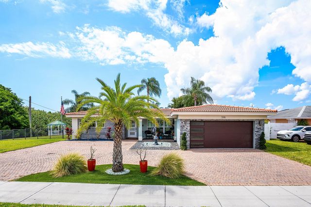 598 W Palmetto Park Road, Boca Raton, FL 33432