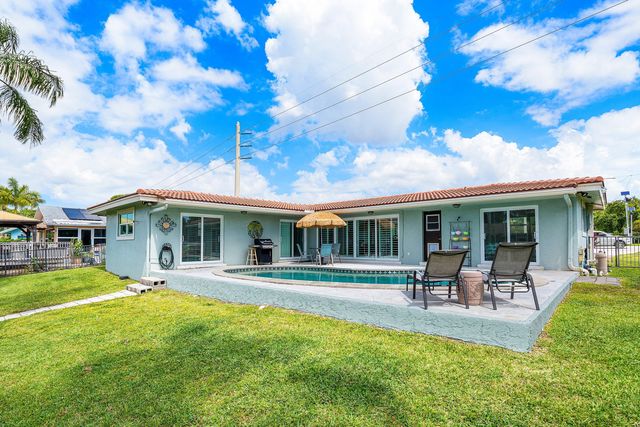 598 W Palmetto Park Road, Boca Raton, FL 33432