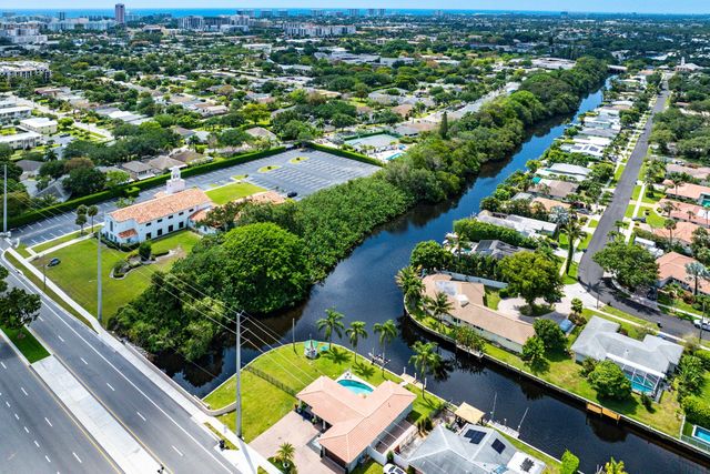 598 W Palmetto Park Road, Boca Raton, FL 33432