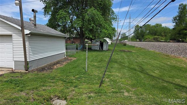 518 S Delmar Avenue, Hartford, IL 62048