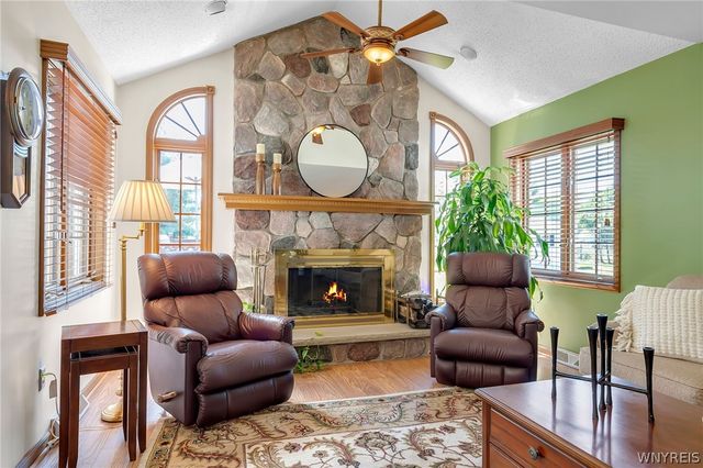 5856 Forest Creek Dr, Clarence, NY 14051