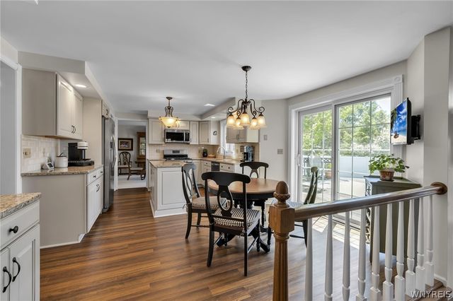 5856 Forest Creek Dr, Clarence, NY 14051