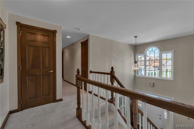 5856 Forest Creek Dr, Clarence, NY 14051
