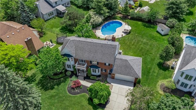 5856 Forest Creek Dr, Clarence, NY 14051