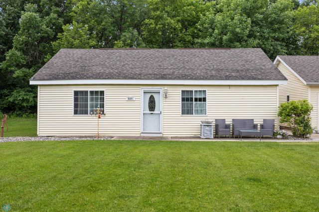 6801 1st Street N, Moorhead, MN 56560
