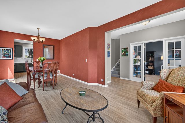 11375 Middletown Lane, Huntley, IL 60142