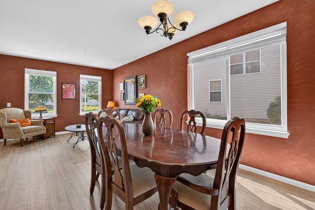 11375 Middletown Lane, Huntley, IL 60142