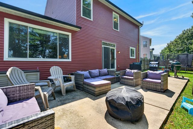 11375 Middletown Lane, Huntley, IL 60142