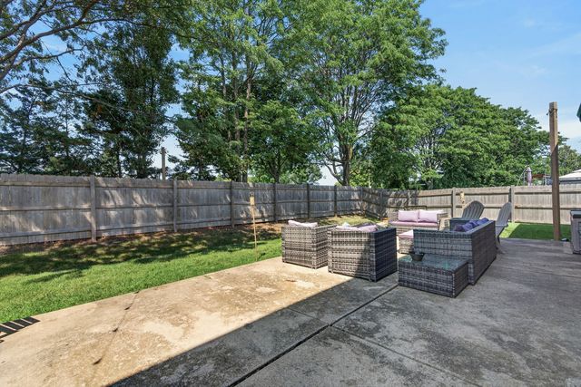 11375 Middletown Lane, Huntley, IL 60142