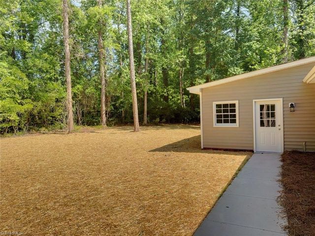 1862 Pinehurst Drive, Lewisville, NC 27023