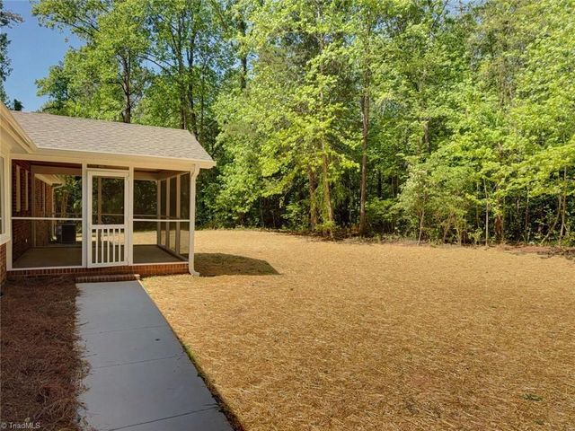 1862 Pinehurst Drive, Lewisville, NC 27023