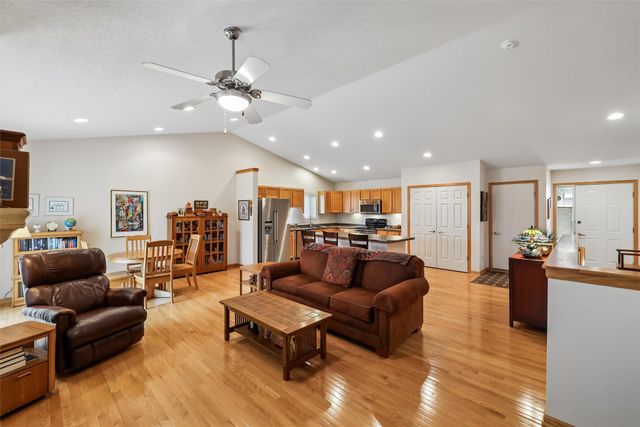 4448 Tamara Lane, West Des Moines, IA 50265