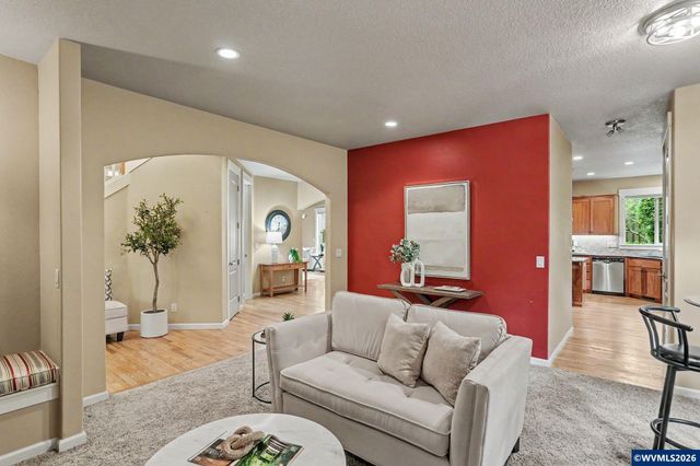 5428 Swallowtail St SE, Salem, OR 97306